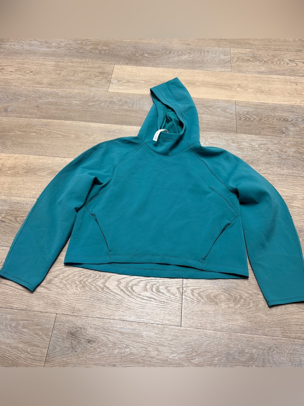 Lululemon AirWrap Pullover Hoodie Size 12 Teal Lagoon NWOT Cropped Sweatshirt